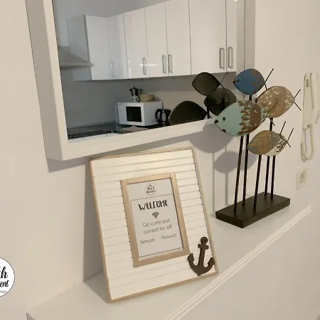 The Cristianos * 아로나